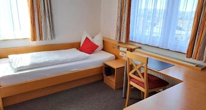 City Hotel