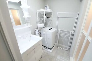 Bathroom - Osaka Food Street.Maximum 5 People (Osaka)