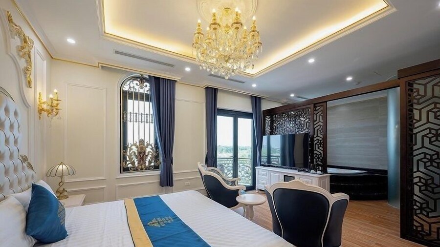 Riverside Hotel Đông Anh