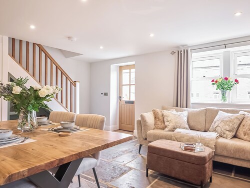 2 bedroom accommodation in Dacre Banks, near Pateley Bridge