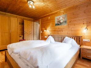 4 bedrooms, Internet