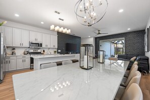 Fridge, microwave, oven, stovetop - Homestead Elegance | 4 bed, 2 bath | Private Pool (Kissimmee)