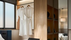 TWIN Standard Twin Room with Bathtub | Wi-Fi ฟรี
