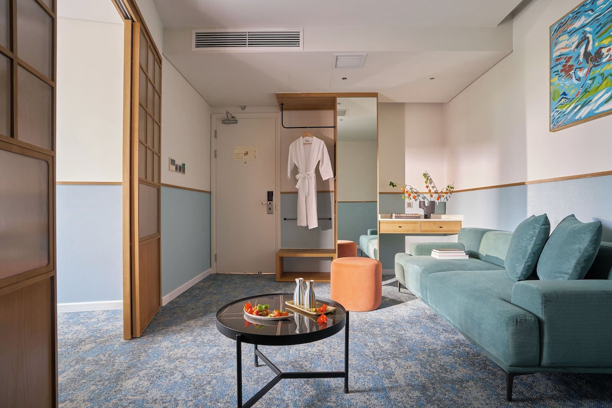 Junior Suite City View - King Bed | Free WiFi