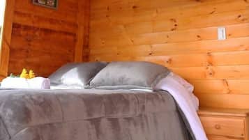 Basic Cabin, Lake View