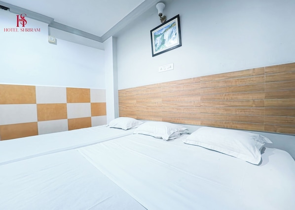 Chambre Triple Deluxe | Bureau, espace de travail pour ordinateur portable, Wi-Fi gratuit