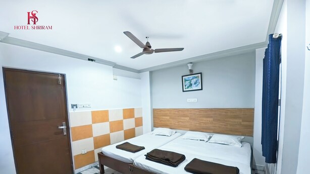 Room - Hotel Shriram (Chennai)
