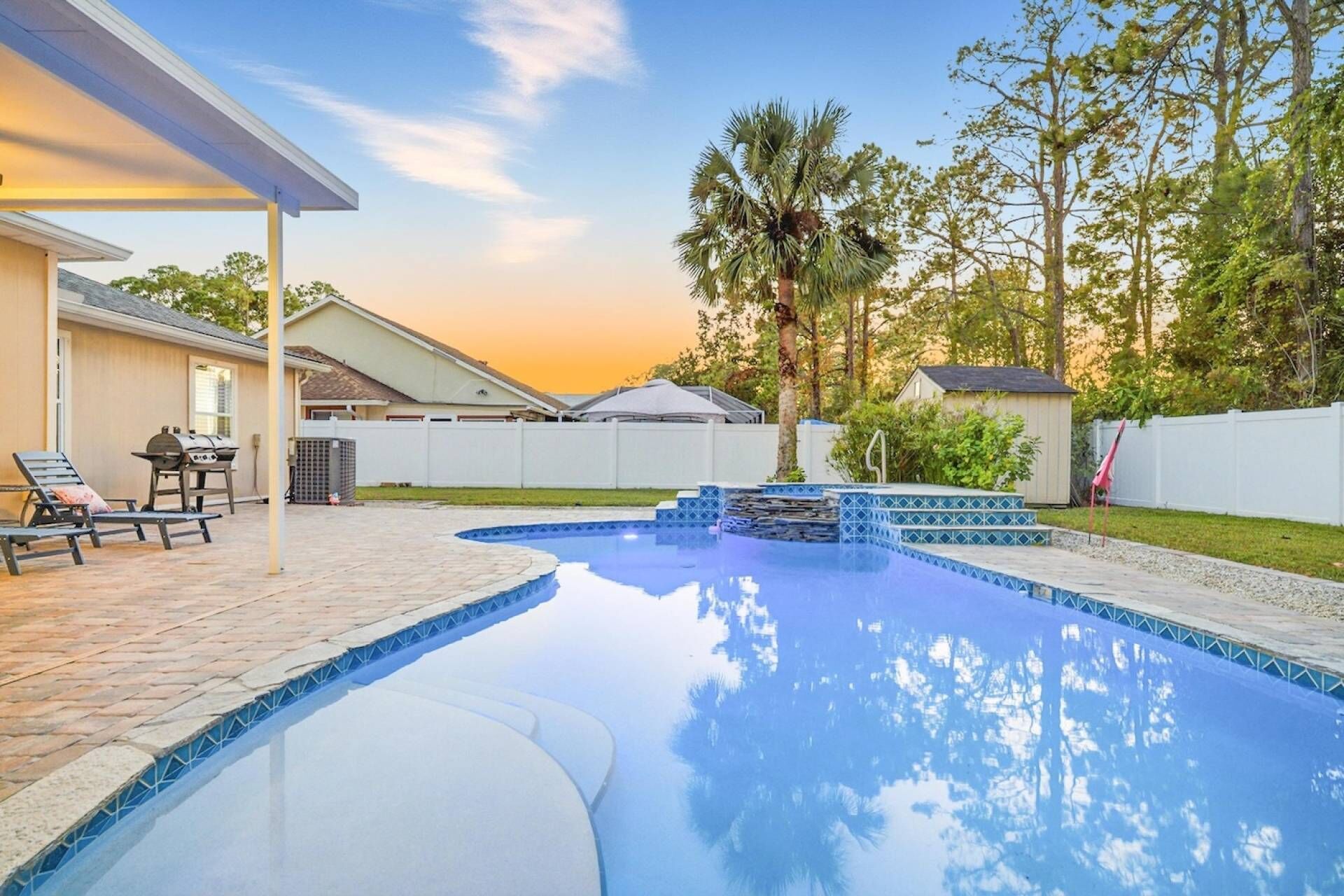 Piscine extérieure, piscine chauffée