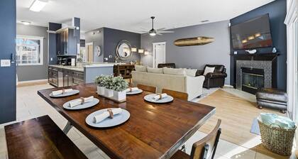 Castaway Cove | 4BR Pool Home | Near Beach | Game Room | Office | Dog Friendly