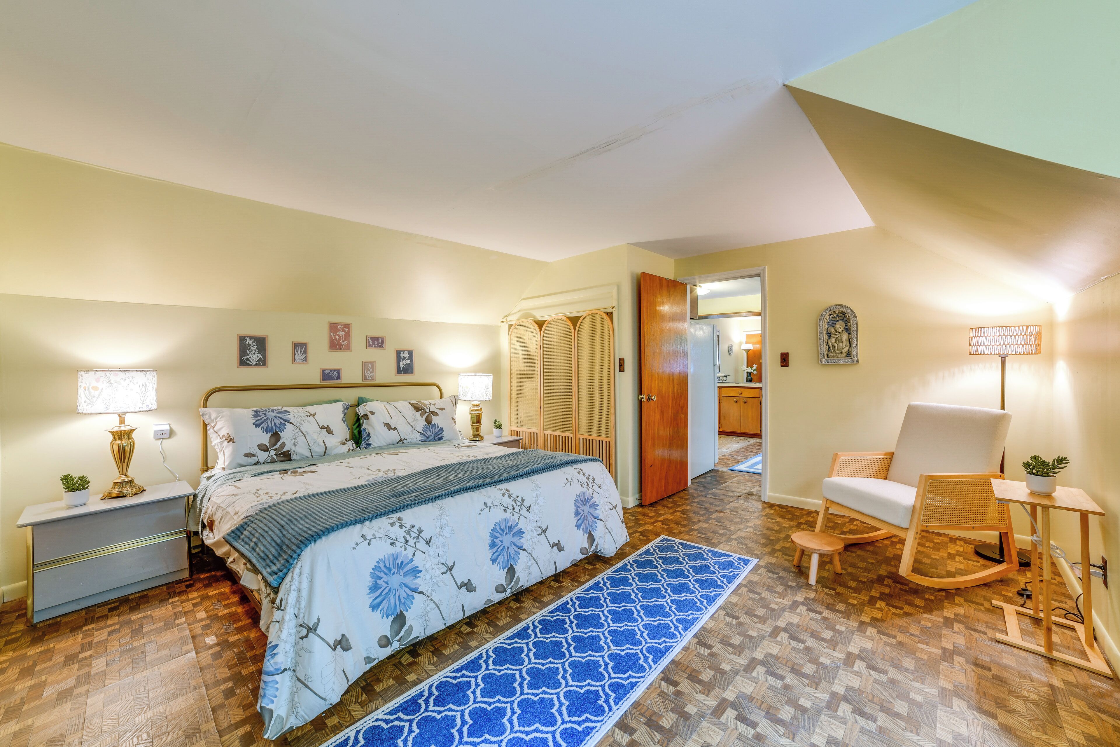 1 chambre, fer et planche à repasser, Wi-Fi, draps fournis