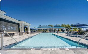 Pool - SPACIOUS 2 BEDROOM 2 BATHROOM CORNER UNIT AT FRIDAY HARBOUR RESORT (Innisfil)