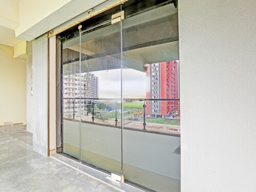 Collection O Palampur Surat