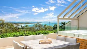 Standard Apartment, Ocean View | Terrace/patio