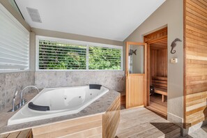 Penthouse 16 | Privat bubbelpool