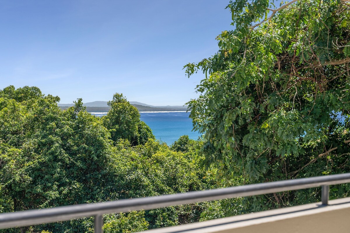 Apartment 10: 2 bedroom Hinterland | Balcony view