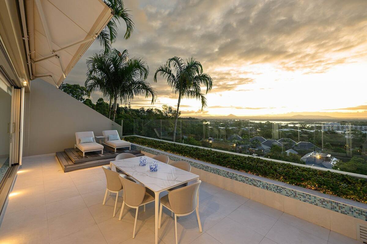 2 Bedroom Deluxe Ocean View | Terrace/patio
