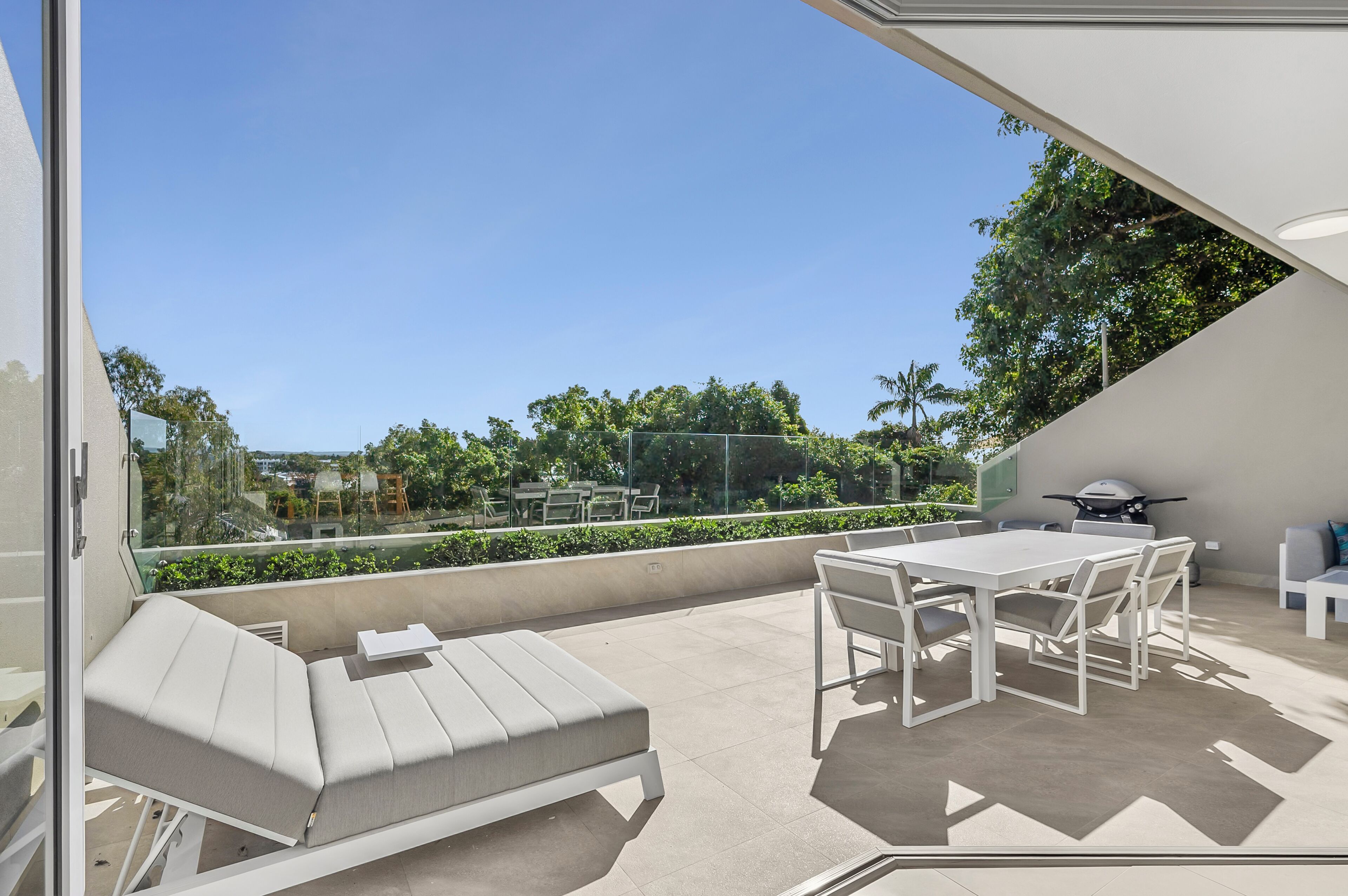 Apartment 6: 2 Bedroom Elevated Hinterland | Terrace/patio