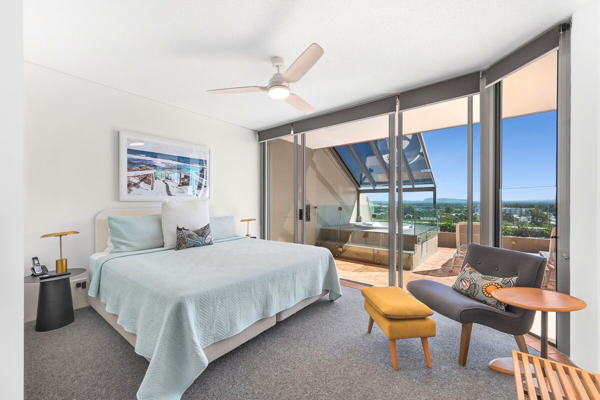 3 Bedroom Ocean View | Desk, laptop workspace, iron/ironing board, free WiFi