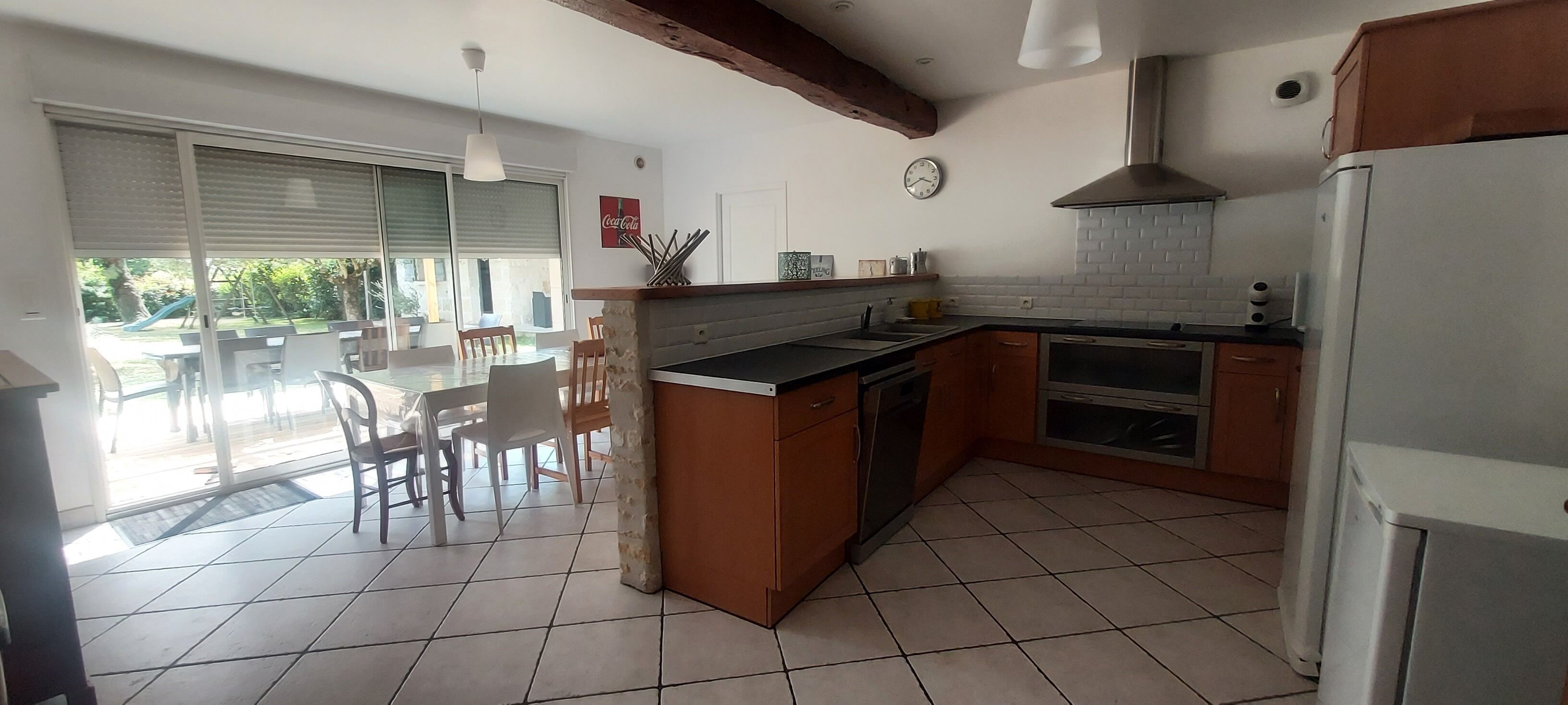 Micro-ondes, four, plaque de cuisson, lave-vaisselle