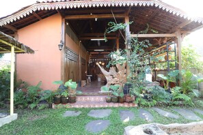 Ngoại thất