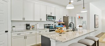 Modern NEW Home Minutes from the Fort Worth Stockyards & TCU