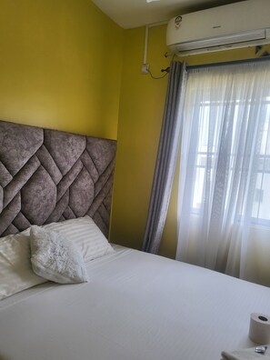 2 slaapkamers, een strijkplank/strijkijzer, wifi, beddengoed