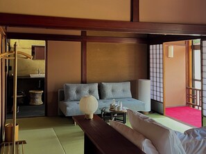 In-room safe, iron/ironing board, free WiFi