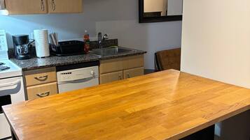 Microwave, oven, dishwasher