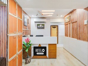 House | Reception