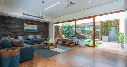 Modern Wedge House