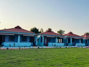 Exterior - Vrundavan Village Resort and Home Stay (Garudeshwar)