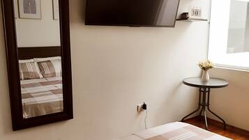 1 bedroom, iron/ironing board, internet, bed sheets