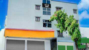 House | Bahagian luar