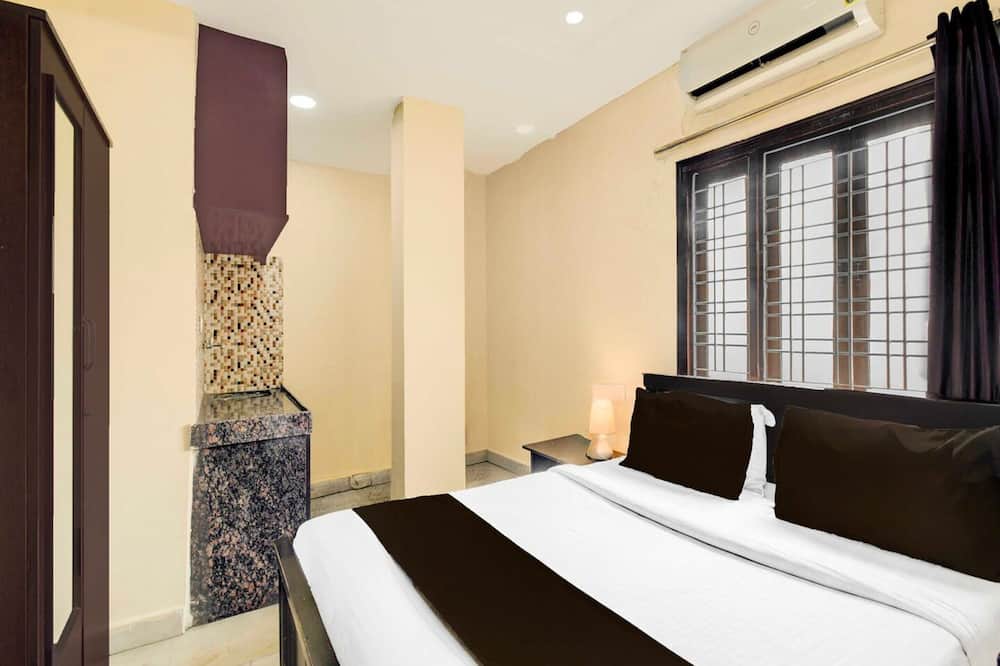 Hotel O Kothapet Near Omini Hospital