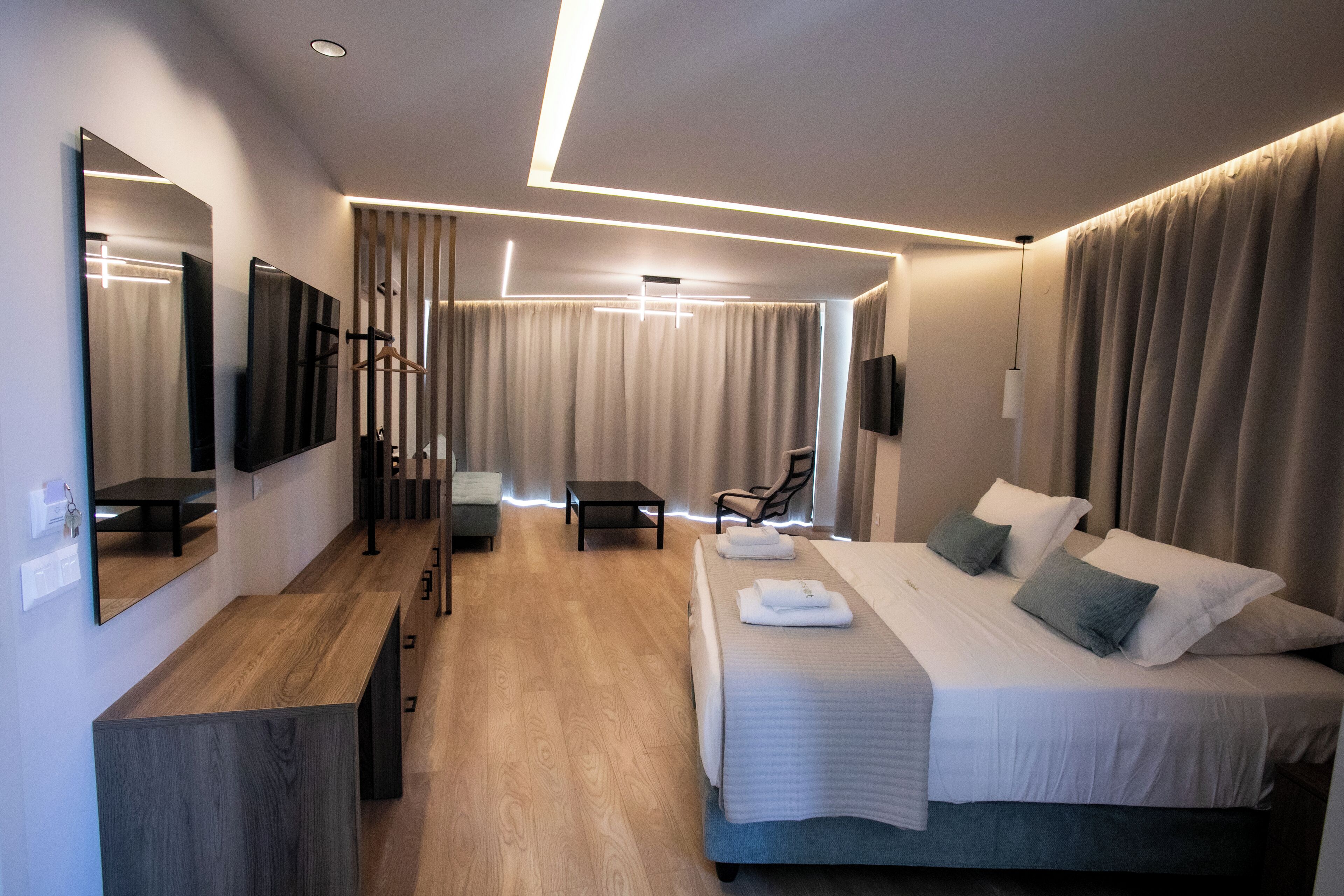 In-room safe, blackout curtains, iron/ironing board, free WiFi