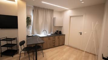 Luxury Spot F - Signature Terrace Suite | 客房内保险箱、遮光窗帘、熨斗/熨衣板、免费 WiFi
