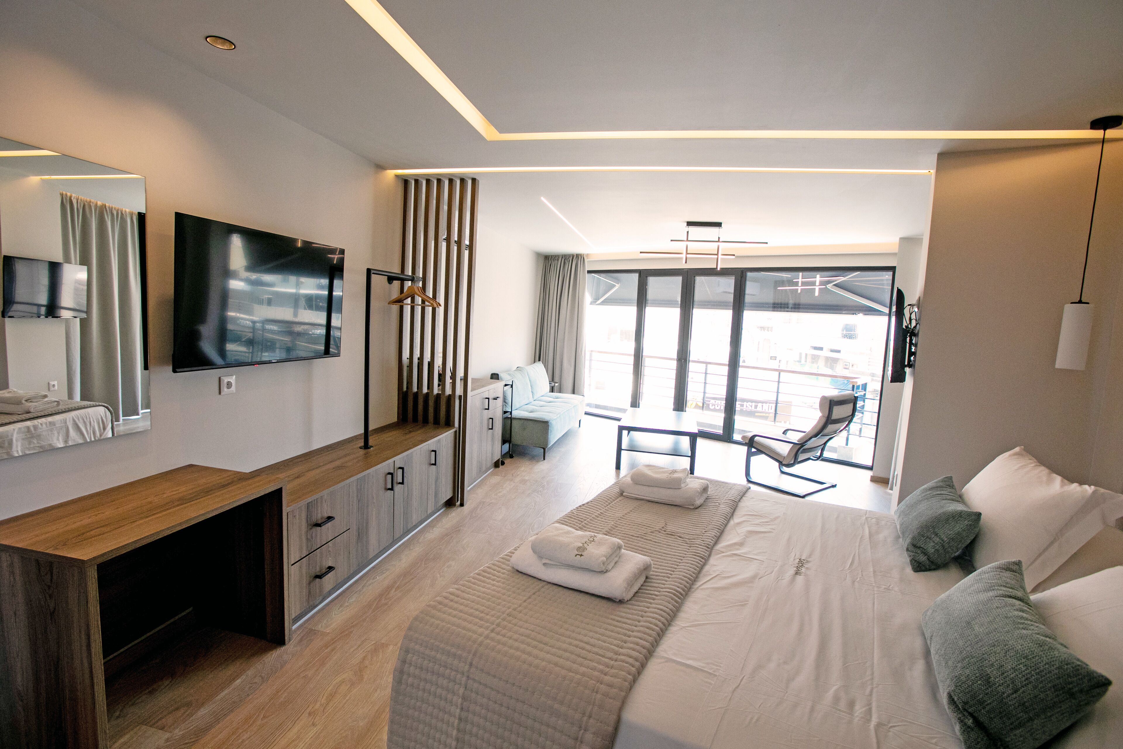 In-room safe, blackout curtains, iron/ironing board, free WiFi