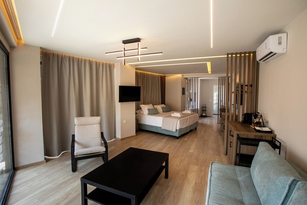 Luxury Spot B Grand City Balcony Escape | Een kluis op de kamer, verduisterende gordijnen