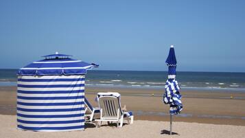 Beach nearby, white sand