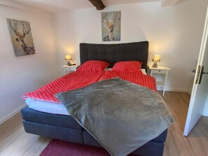 2 habitaciones, tabla de planchar con plancha y wifi 