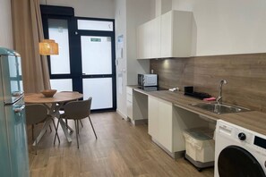 Fridge, microwave, toaster