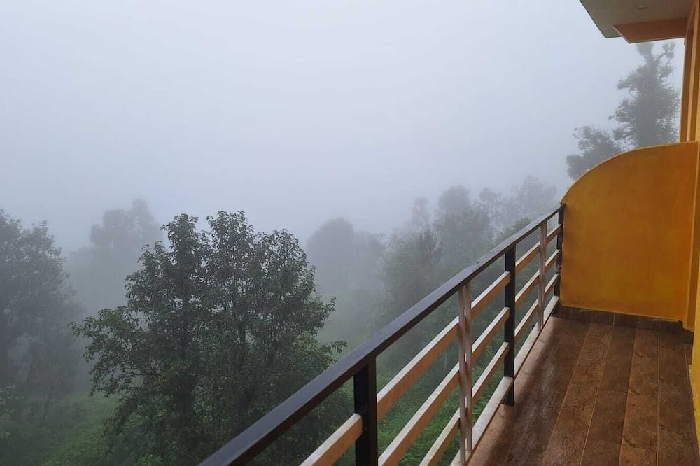 Aangan Homestay and Cafe