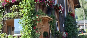 Room 'Zirbengeist' with Mountain View, Shared Garden and Wi-Fi