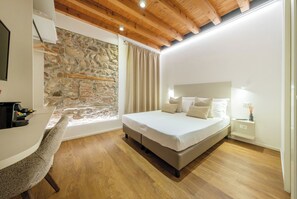 Room | Free WiFi