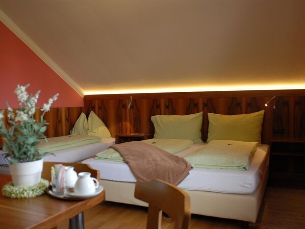 Nicht klassifiziertes Bild, 1 von 16, Schaltfläche