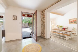 Dining - La Mathilde - Premium Pool Villa Private Tree-Top Adventure (Bonnieux)
