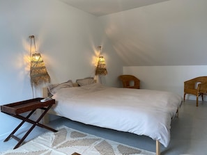 6 bedrooms, Internet, bed sheets