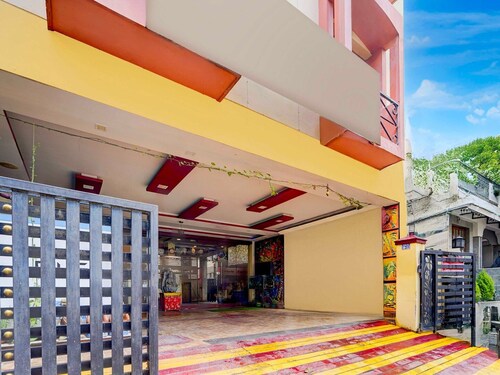 Hotel O Coimbatore North Railway Station