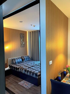 1 غرفة نوم ومكواة/لوح كي وخدمة الإنترنت وملاءات أسرّة