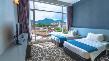 Bureau, espace de travail pour ordinateur portable